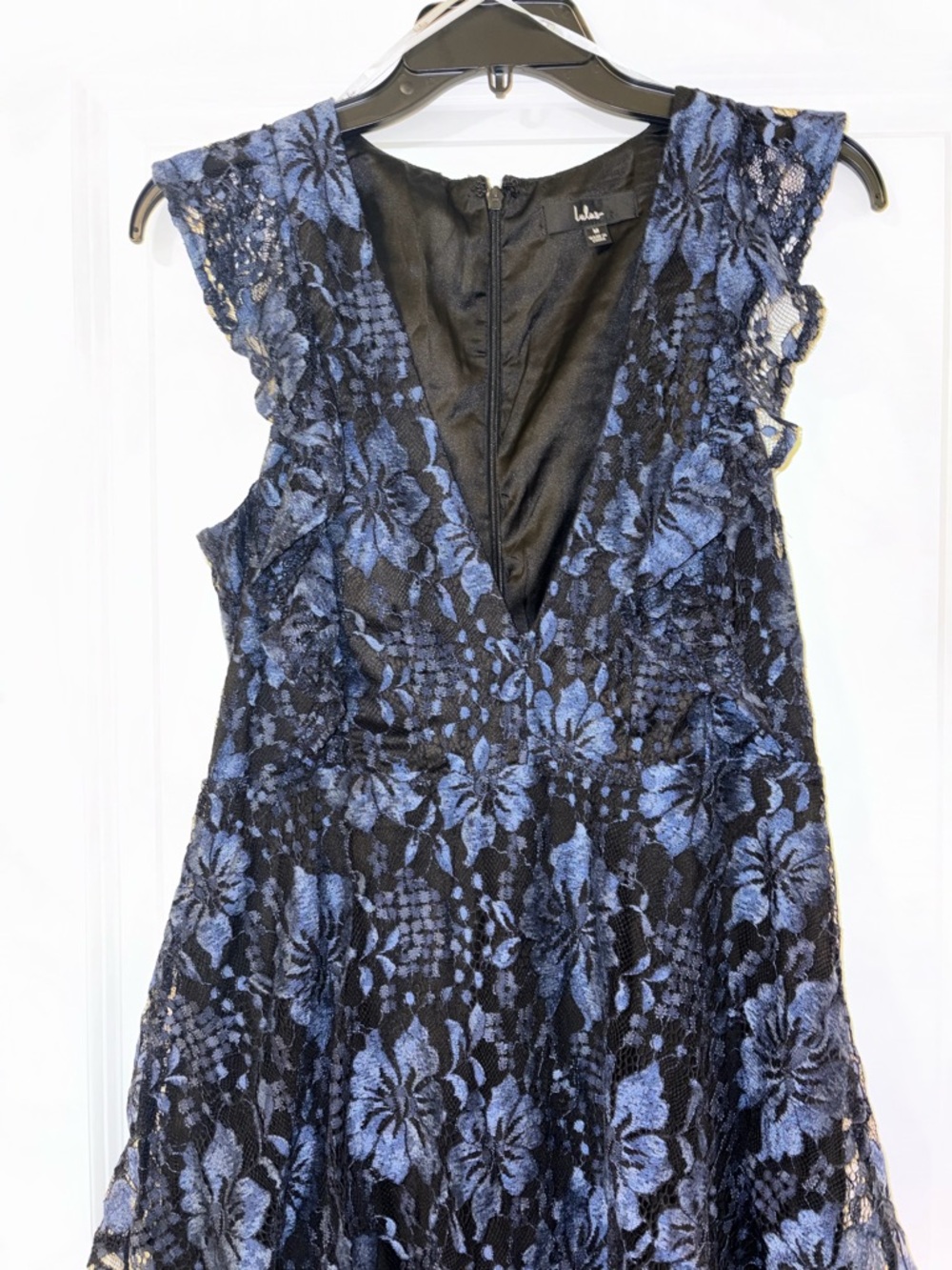Lulu's Navy and Black Floral Lace Maxi Dress - Picture 4 of 6